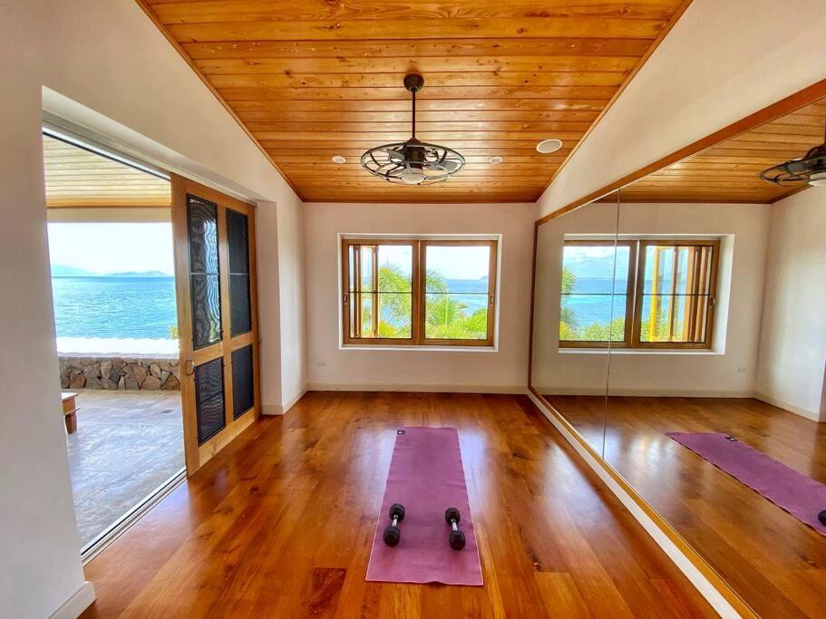 Luxury 7Br Waterfront Villa With Views Of Marina Cay And Scrub Island East End Exterior foto